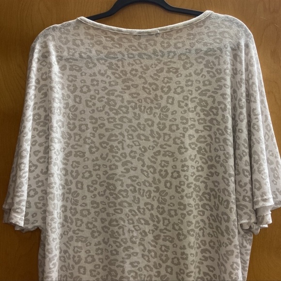 Made in Italy | Animal Print Blouse Dolman Sleeve Tie Waist White/Gray X… - Picture 10 of 14